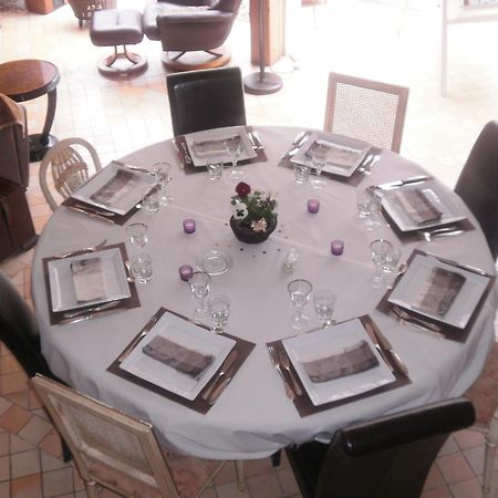 Le Jardin Des Roches Bed & Breakfast Moigny Eksteriør bilde